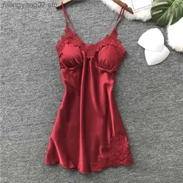 Sexig pyjamas kvinnors sexiga underkläder Silk Nightgown Summer Dress Lace Night Dress Sleepwear Babydoll Nightie Satin Homewear Chest Pad Pad Nightwear T230529