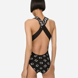 Designer Bikinis Sexig baddräkt Fashion One Piece Suit Kvinnliga baddräkter Backless badkläderkvinna Bikini Summer Beach Wearing Cyd2305294