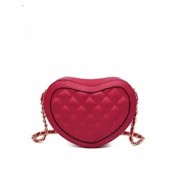 New cowhide love female bag 2023 trendy everything peach heart chain single shoulder bag high-quality crossbody bag manufacturers direct sales