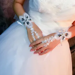 Летнее тонкое свадебное платье для невесты
