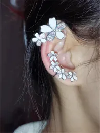 Micro Pave Flower Clip на серьгах для женщин 2023 Новая креативная простая модная ушная манжета