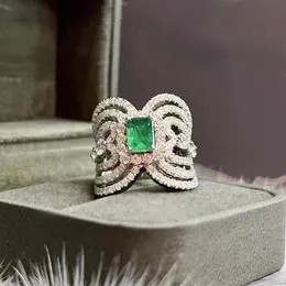 Luxus Smaragd Diamant Ring 925 Sterling Silber Party Hochzeit Band Ringe für Frauen Braut Versprechen Verlobung Schmuck Geschenk
