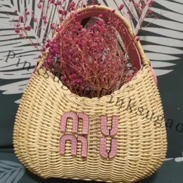 Розовые сугао женские тота с сумкой для кросс-кузнеца сумки для корзины сумок сумки с роскошными дизайнерами соломенной моды.