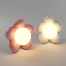 벽 램프 소녀 스타일 LED 소녀 어린이 방 장식 라이트 나무 꽃 모양의 살아있는 배경 장식