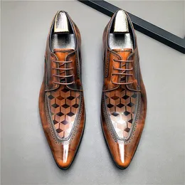 Sivri ayak parmağı oxford ayakkabıları İtalyan gerçek deri ayakkabılar resmi erkek ayakkabıları siyah kahverengi dantel yukarı düğün ofis elbise ayakkabı