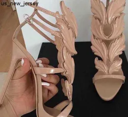 Sandals Kardashian Luxury Women Suede Cruel Summer Pumps Polished Golden Metal Leaf Winged Gladiator Sandals High Heels Shoes With Original Box J230525