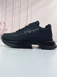 2023 TOP Brand Designer Fashion Sapatos casuais Sapatos de tela feminina Couro Black Sole Sneakers