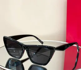 M103 Nero / Grigio Donna Cat Eye Occhiali da sole Summer Designer Occhiali da sole Sunnies gafas de sol Sonnenbrille Shades UV400 Eyewear con scatola