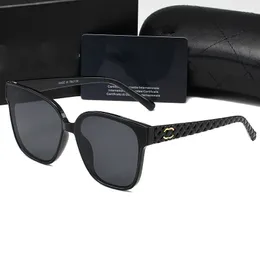 Hot Designer Sunglasses For Women and Men Fashion Model Special UV 400 Protection Letter Big Leg Double Beam Frame Outdoor Brands Design Alloy Diamond Sunglasses