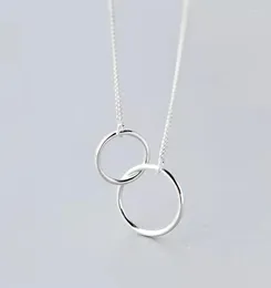 Kedjor Double Circle Interlock Clavicle Kort halsband Silverfärg för kvinnor krage Erkek Kolye