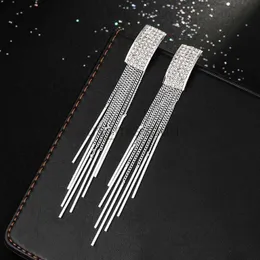 Stud 2019 New Gold Color Long Crystal Nappa clip su orecchini senza piercing per le donne Wedding Brinco Fashion Jewelry Gifts J230529