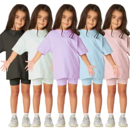 Familjsmatchande kläder Kids Tales Little Kids Baby Girls Clothes 2 Pieces Tracksuit Set Overdimensionerad kortärmad Cotton T-shirtshorter Mysiga Leggins 230530