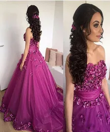 Purple Prom Dresses With Handmade Appliques Sleeveless African Sweetheart Ball Gown Evening Gowns Sweep Train Organza Pageant Dres2649582