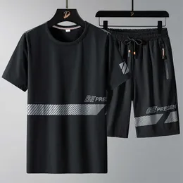 Erkeklerin Trailsuits Sportswear Erkekler Yaz İnce Buz İpek Kısa Kollu Tişört ve Şort İki Parçalı Set Gevşek Büyük Erkekler Günlük Yaz Giyim