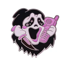 Pins Brooches Murders Scream Killer Calls Enamel Pin Glitter Pink Brooch Halloween Scary Movie Badge5909534
