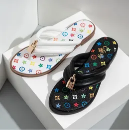 Luksusowe kapcie slajdów projektanci marki kobiety panie letnie slajdy metalowe sandały sandały klapki flop flop kapcie dla kobiet butów na plaży sprsowe buty
