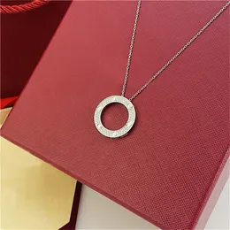 2023 Hot Gold Necklace Man Love Jewelry Ladies Yellow Gold Stainless Steel Couple Neck Pendant Gift Gift 여성 목걸이 고급 스털링 실버 체인