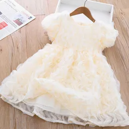 Flickans klänningar Girl Wave Princess Dress 2023 Summer New Children Fashion Square Collar Bow Mesh Birthday Dress Princess Dress for Girls AA230531