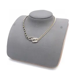 2023 Designer för kvinnor Luxury Pendant Neckor Heart Shape Pearl Choker Gold Necklace Letter Ccity Classic Jewelry Accessories 3734