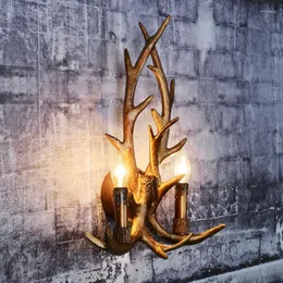 Lampada da parete vintage in legno con sensazione in resina decorativa LED Antler White Light Tree Branch Deco Bar Sconce