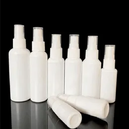 Kits 100pcs العطور البلاستيكية زجاجة بيضاء ضباب البخاخ قابلة لإعادة ملء الزجاجات سفر سفر المياه المحمولة زجاجة الزجاجة