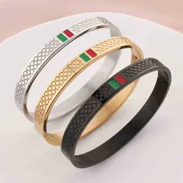 Designer smycken halsband ring tillbehör titan spänne armband ins stil ljus rostfritt stål olje dropparmband hög kvalitet