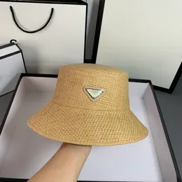 Hasır Şapka Tasarımcı Üçgen Mektup Geniş Şapkalar Yaz Plaj Tatil Şapkası Moda Günlük Güneş Kapakları
