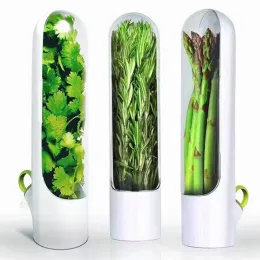 Saver Premium-Kräuterbehälter hält grünes Gemüse frisch. Premium-Kräuterbehälter, durchsichtiger Gewürz-Kühlschrank-Konservierer
