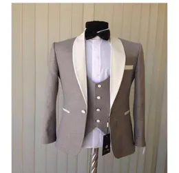 2018 New Light Grey Groom Tuxedos Cheap Ivory Shawl Collar Blazer Groomsmen Suit Mens Wedding Suits Custom Made JacketPantsVest3013934