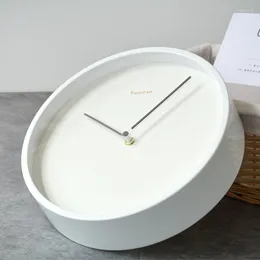 Duvar Saatleri İskandinav Modern Minimalist Saat Ins Oturma Odası Işık Lüks Sessiz Metal Moda Kişilik Beyaz