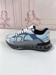 2023 TOP Designer Modna moda Buty swobodne buty na płótnie skórzane czarne sneakers