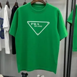 2023 Yeni Erkek Kadın Tasarımcı Tişörtleri Baskılı Moda Adam T-Shirt En Kaliteli Pamuklu Günlük Tees Kısa Kollu Luxe Tshirt