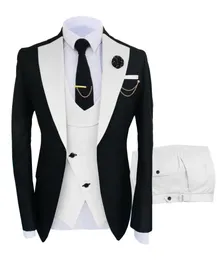 Męskie garnitury Blazers Costume Homme Odzież Luksusowa imprezowa scena Groomsmen Regular Fit Tuxedo 3 Peice Set Fet Spodni Vest 230531