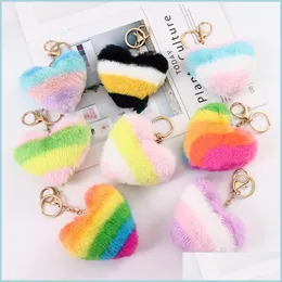 Andra festliga partier levererar hjärta Rainbow Keychain Plush Balls Key Chains Dekorativa hänge för kvinnor Bag nyckelringar Tillbehör DHK3U