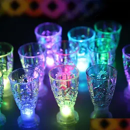 Andra drycker Led S Glass Mini Luminous Flash Light Colorf KTV Concert Bar Special Blinking Beverage Wine Cup Decorative Mug DH017 DH7NE