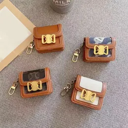 Cuscini per custodie per auricolari in pelle di design di lusso Catene di metallo di moda Borsa per cuffie a tracolla adatta per Airpods 1 2 3 Custodie per cuffie con gancio Pro