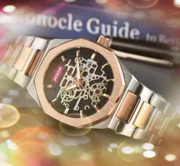 豪華なフルステンレス鋼の時計日本クォーツバッテリーダイヤモンドがちりばめられたブレスレット多機能ストップウォッチニードルサファイアレンズホロースケルトンダイヤルウォッチ