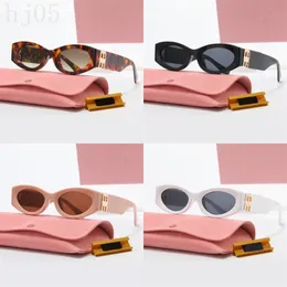 Gato olho miu ladies Óculos de sol designers óculos de sol clássicos lenço de moda de moda de moda de condução de gastes de sol para mulheres moda casual branco preto hj07