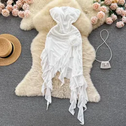 캐주얼 드레스 Foamlina 2023 여름 여자 섹시한 끈이없는 드레스 흰색 민소매 가슴 패딩 꽃 불규칙 주름 미니 비치 파티