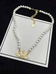 ペンダントネックレスファッションブランドデザイナーレターViviene Chokers Luxury Women High Quality Jewelry Metal Pearl Necklace Cjeweler Westwood for Woman Chain Motion