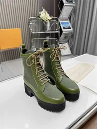 Designer Boots New Ladies Ankle Boots Lace Up Laureate Desert Black Suede Leather Green Black Side goa Short Boots Womens Size With Original Box