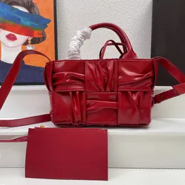 Designer-Tasche Arco-Einkaufstasche Hochwertige Bvlgary-Schultertasche Damenhandtasche Weiche, gewebte Umhängetasche aus echtem Leder Luxusmode-Kosmetiktasche Lady Dinner-Geldbörse