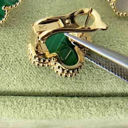 S925 sterling zilveren dames oorbellen met parelmoer ingelegd Klaver hoogwaardige sieraden 2021 nieuwe stijl AA220315217v