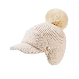 Boinas Premium Pelo engrosado Sombrero de béisbol Coreano Invierno Protección para los oídos Bola de lana tejida