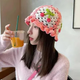 Berets Warm Bucket Hat Handmade Cherry Crochet Hats For Women Cute Stylish Accessories Spring Autumn Vacation Beach Travel
