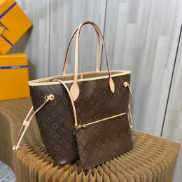 Luxurys axel tote designer väskor kvinnor handväskor damer messenger composite väska dam koppling väska kvinnlig handväska plånbok läder hög kvalitet pengar väska