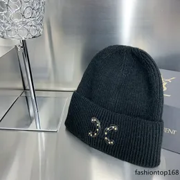 Automne / Hiver Marque Chapeaux thermiques Chapeaux de créateurs Casquettes à la mode pour hommes et femmes Chapeaux de soleil Chapeaux noirs à larges bords Mode de luxe de haute qualité décontractée