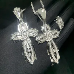 Iced Out Hollow Out Big Silver Color Cross Charm Pingente Colar com Corrente de Corda Hip Hop Mulheres Homens Completamente Pavimentada 5A Cubic Zirconia Boss Men Gift Jewelry