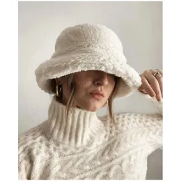 Wide Brim Hats Bucket Lamb Wool Hat Winter Women Thicken Warm Solid Color Basin Caps Korean Fashion Fisherman Unisex Outdoor Accessories 231130