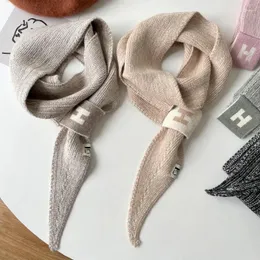 Eşarplar Kadın için Şık Eşarp Düz Renk Konforlu Mini Neckerchief Sonbahar Kış Dış Mekan Rüzgar Geçirmez